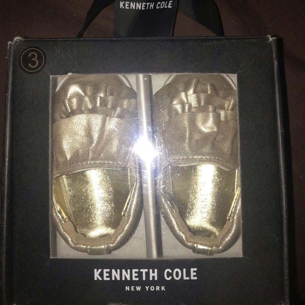 Brand new, Kenneth Cole baby girl shoes